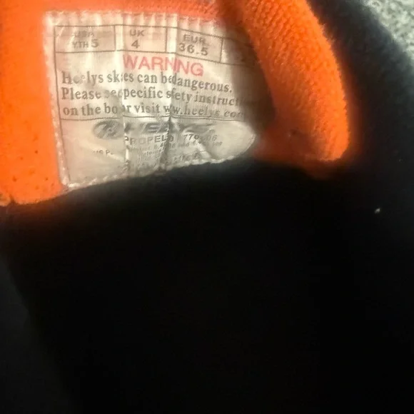 Heelys Black and Orange Kids Sneakers Size 4 - Picture 3 of 7